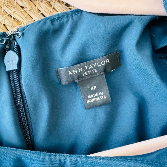 Ann Taylor Velvet Belted Shift Dress Dark Teal Blue Size 4P - Picture 11 of 15